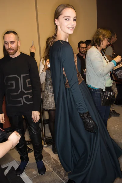 Look 65